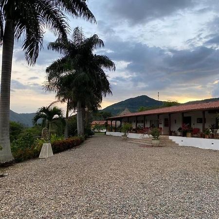 Finca Campestre Con Hermosa Vista Анапоима Екстериор снимка